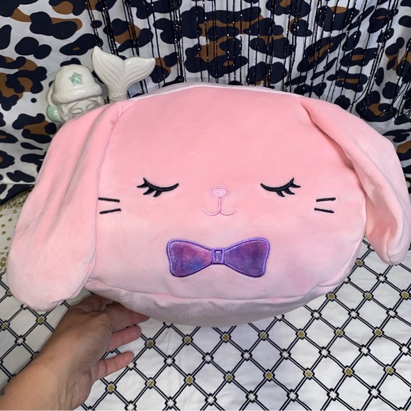 STACKABLES BY SQUISHMALLOWS BOP THE PINK BUNNY WITH OMBRÉ BOWTIE PLUSH PILLOW - Picture 7 of 12